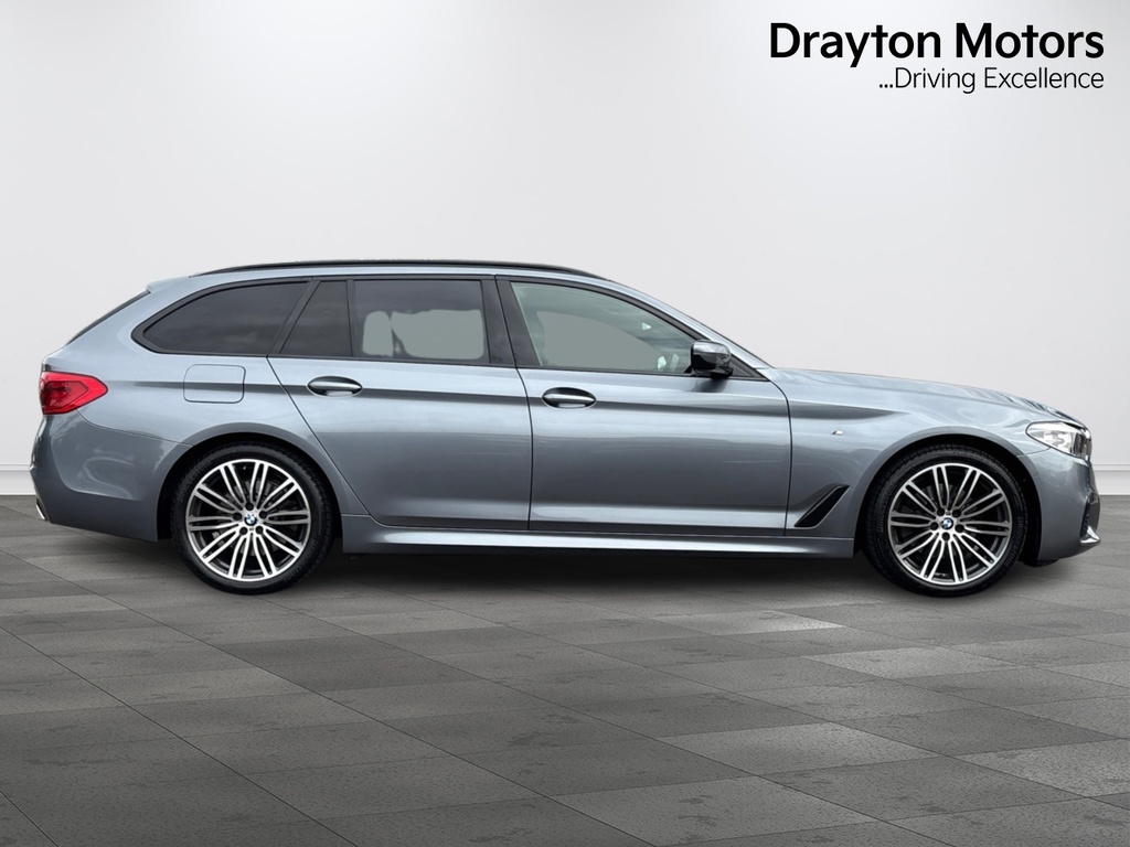 BMW 5 Series Se Blue #9