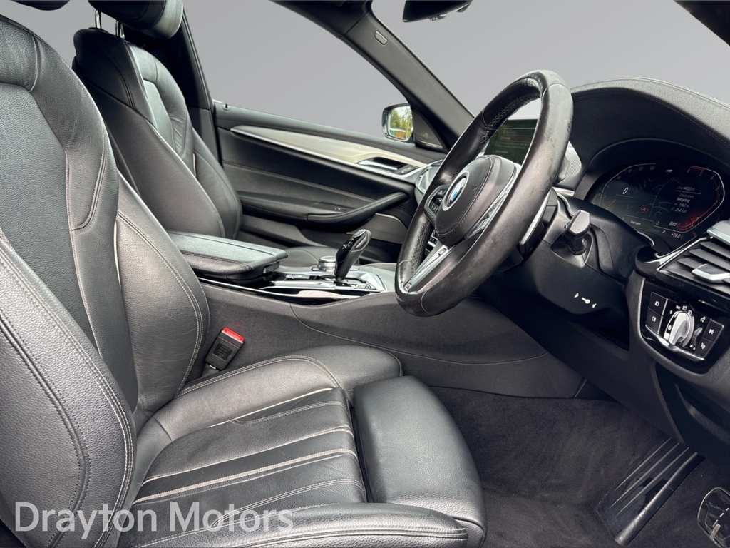 BMW 5 Series Se Blue #13