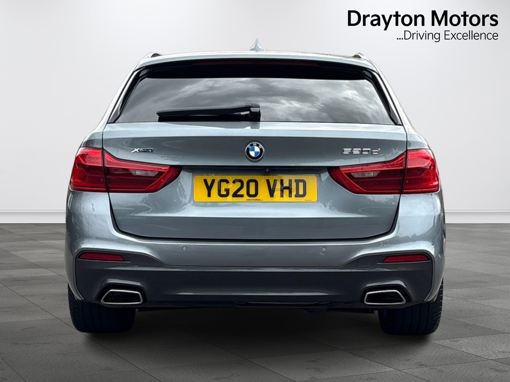 BMW 5 Series Se Blue #7