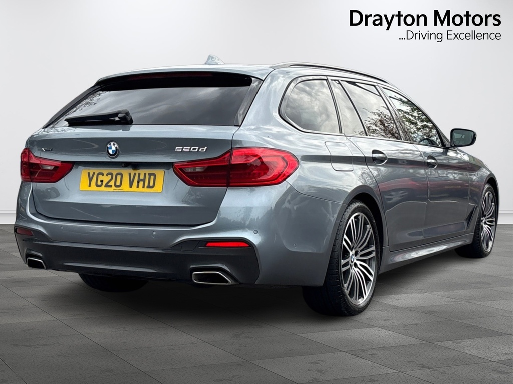 BMW 5 Series Se Blue #8