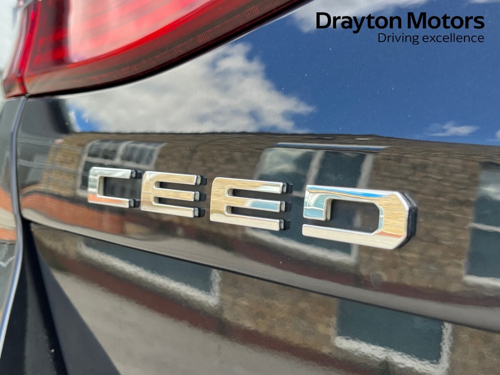 Kia Ceed 1.4T Gdi Isg Gt-line S Dct Blue #44
