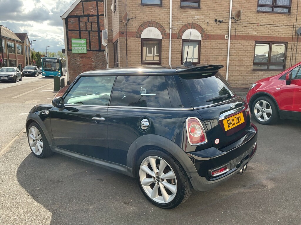Mini Hatch 1.6 Cooper S Hatch 201111 BK11ZWY Black #4