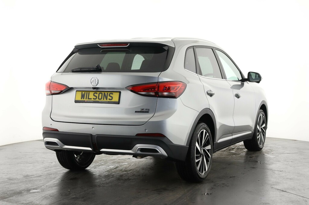 MG ZS 1.5 Hybrid Se LF25WBL Silver #3