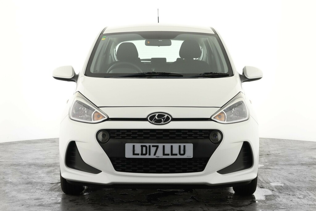 Hyundai I10 1.0 Se White #5