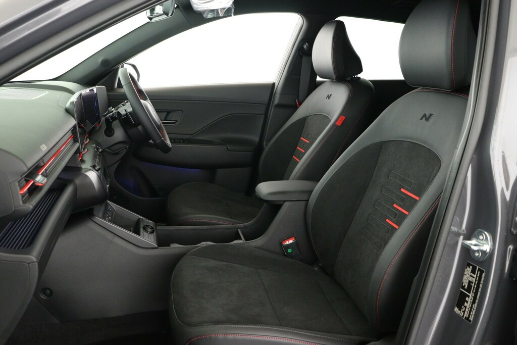 Hyundai Kona Ultimate White #10
