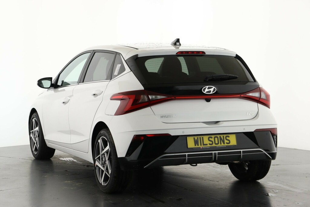 Hyundai I20 Hatchback White #8