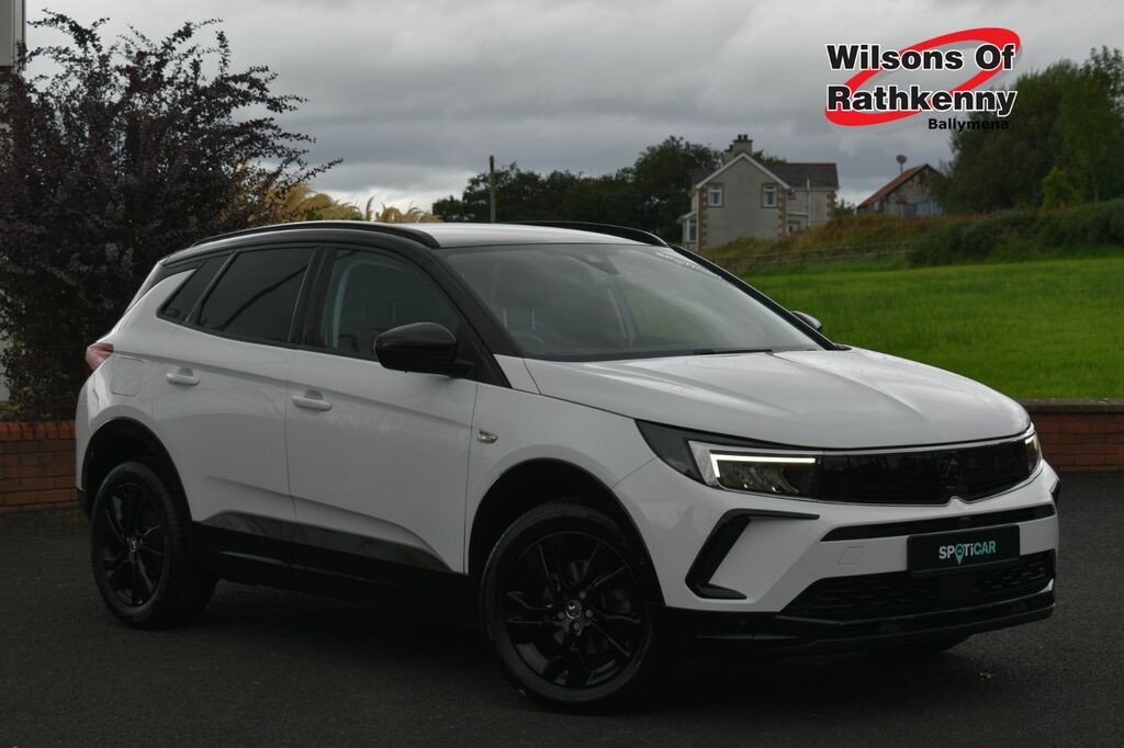 Vauxhall Grandland Suv White