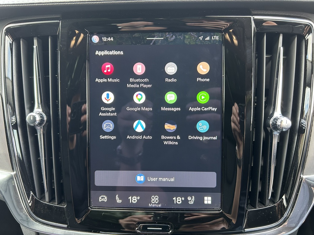 Volvo V90 T6 Plus Dark Black #40
