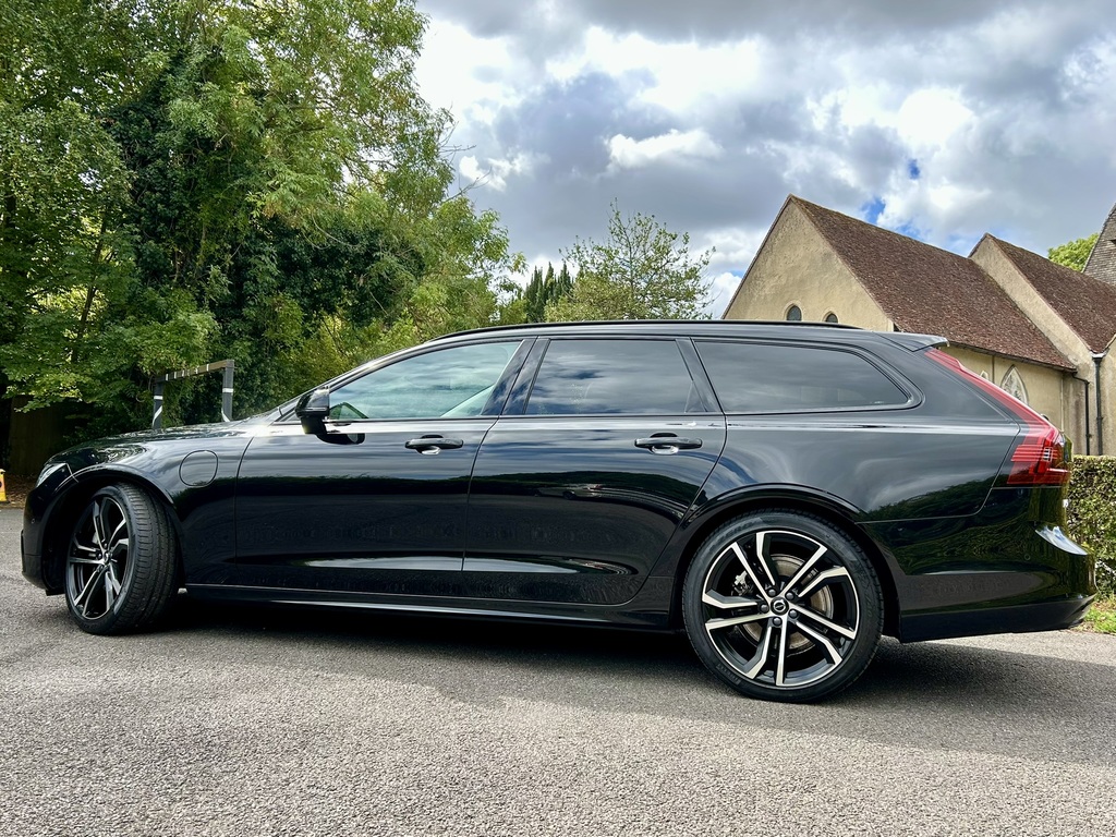 Volvo V90 2.0H T8 18.8Kwh Ultra Estate Plug-in Hy #2