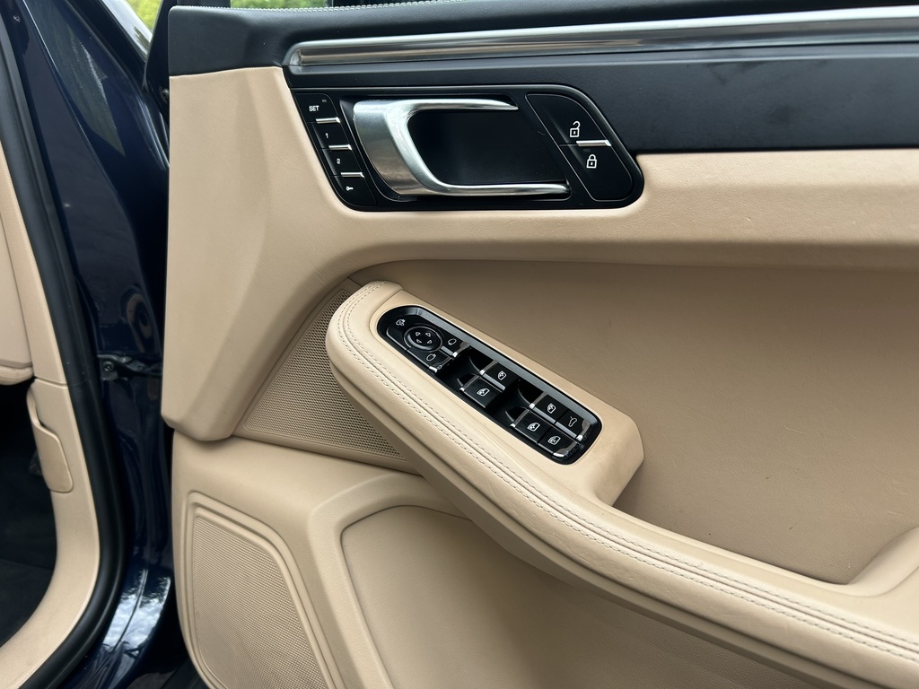 Porsche Macan Pdk 2022 Blue #30