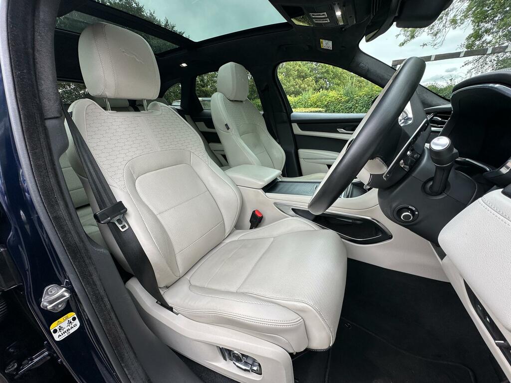 Jaguar F-Pace 2.0 P400e 19.3Kwh R-dynamic Hse Black Suv Petr #3