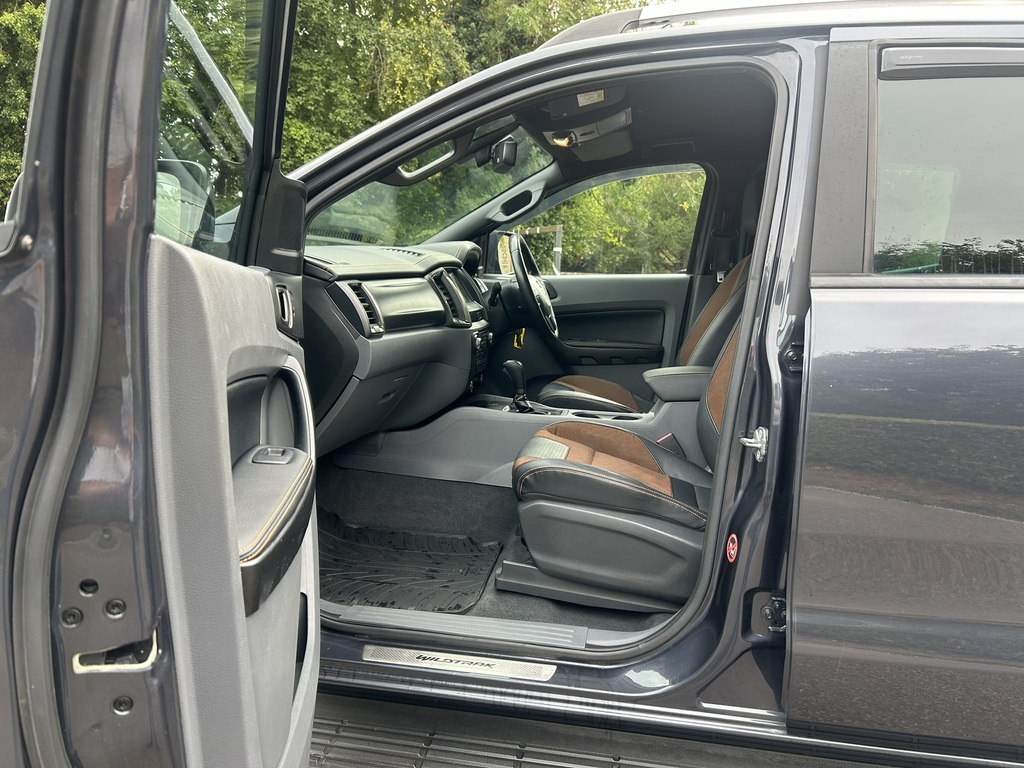 Ford Ranger Pick Up Double Cab Wildtrak 3.2 Tdci 200 Black #24