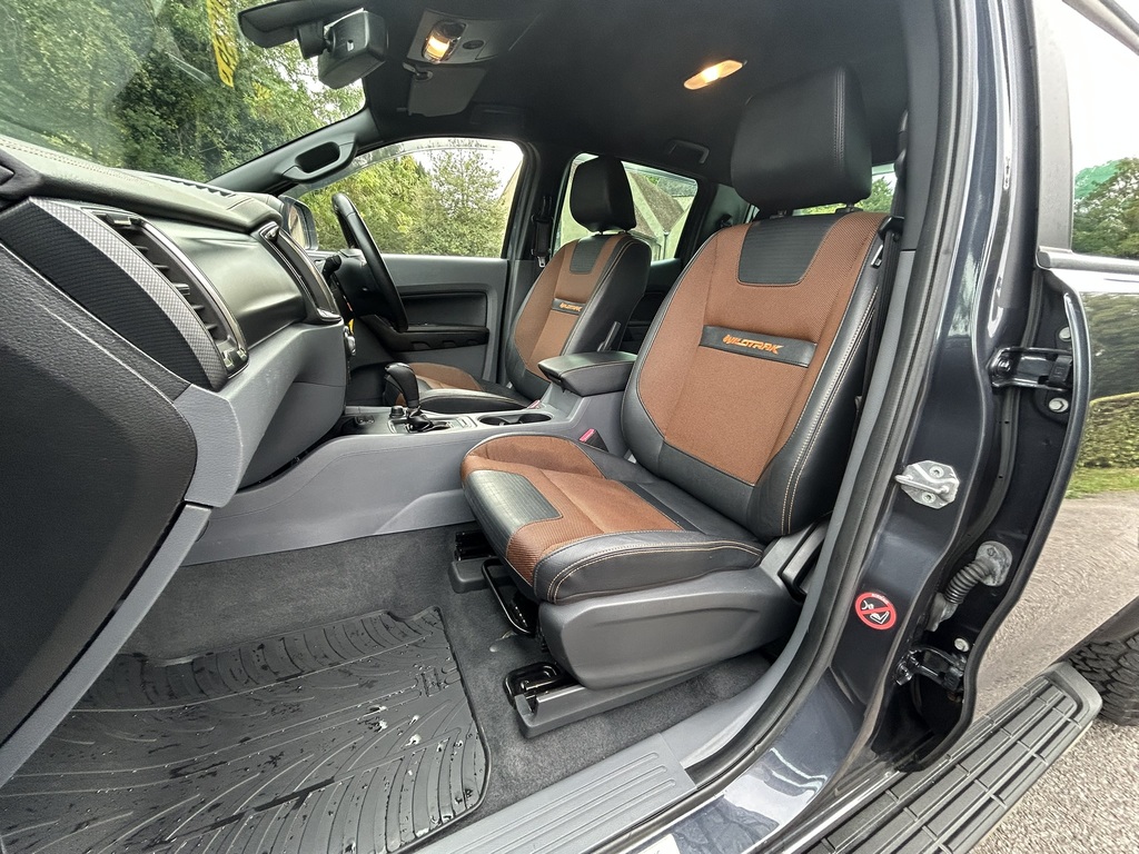 Ford Ranger Pick Up Double Cab Wildtrak 3.2 Tdci 200 Black #26