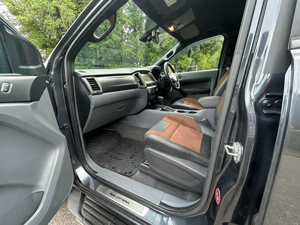 Ford Ranger Pick Up Double Cab Wildtrak 3.2 Tdci 200 Black #25