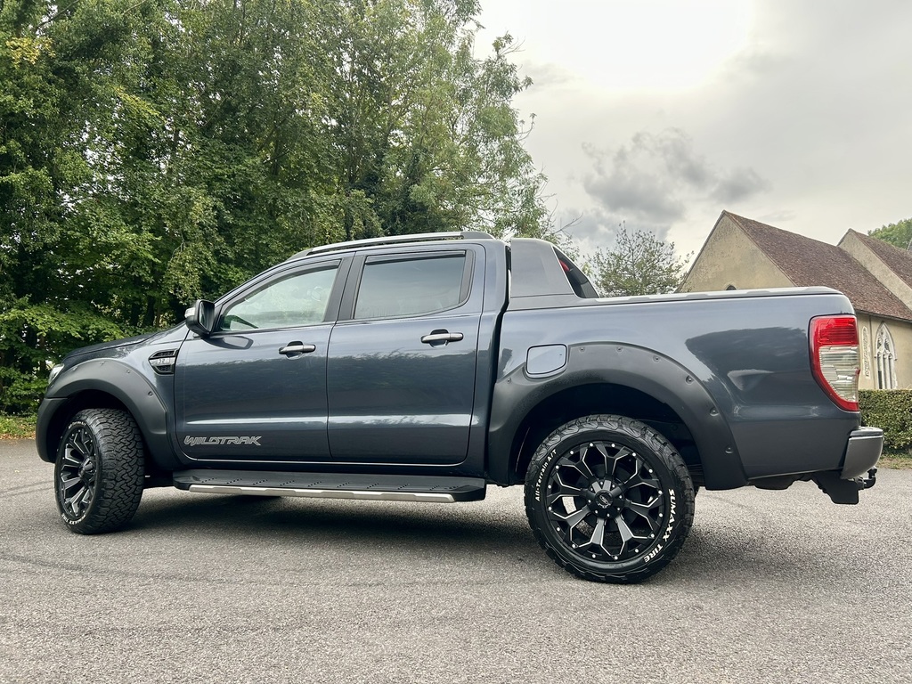 Ford Ranger Pick Up Double Cab Wildtrak 3.2 Tdci 200 Black #9