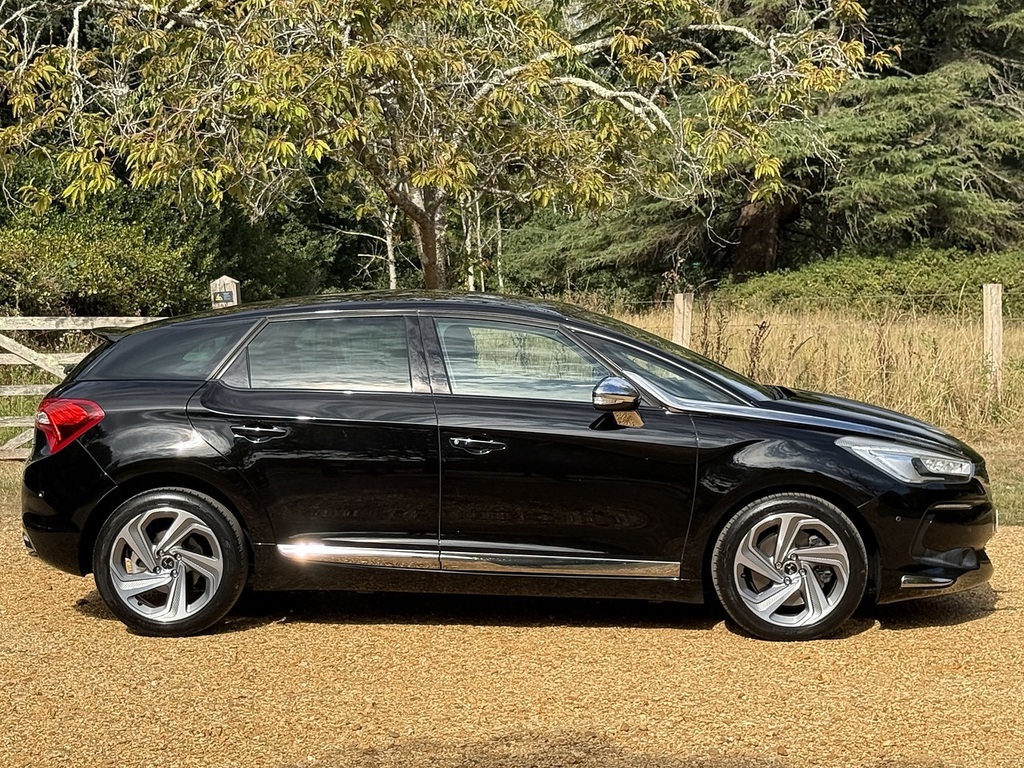 DS DS 5 Bluehdi Prestige Black #2