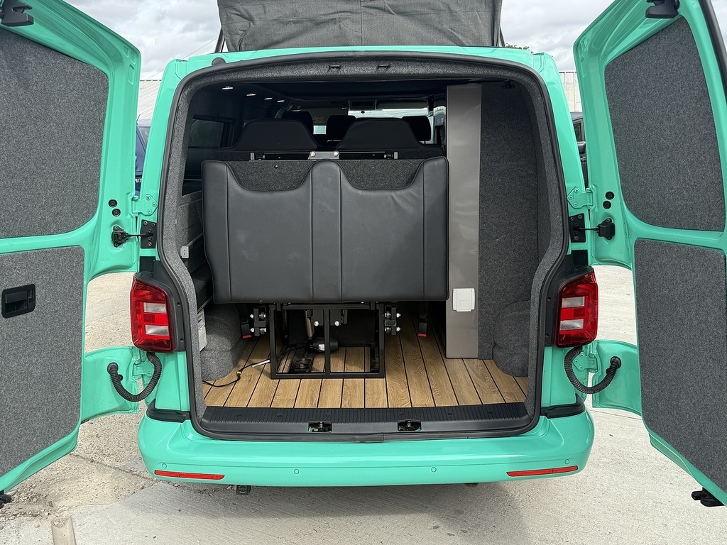 Volkswagen Transporter 2.0 Tdi T30 Bluemotion Tech Highline Panel Van Blue #15