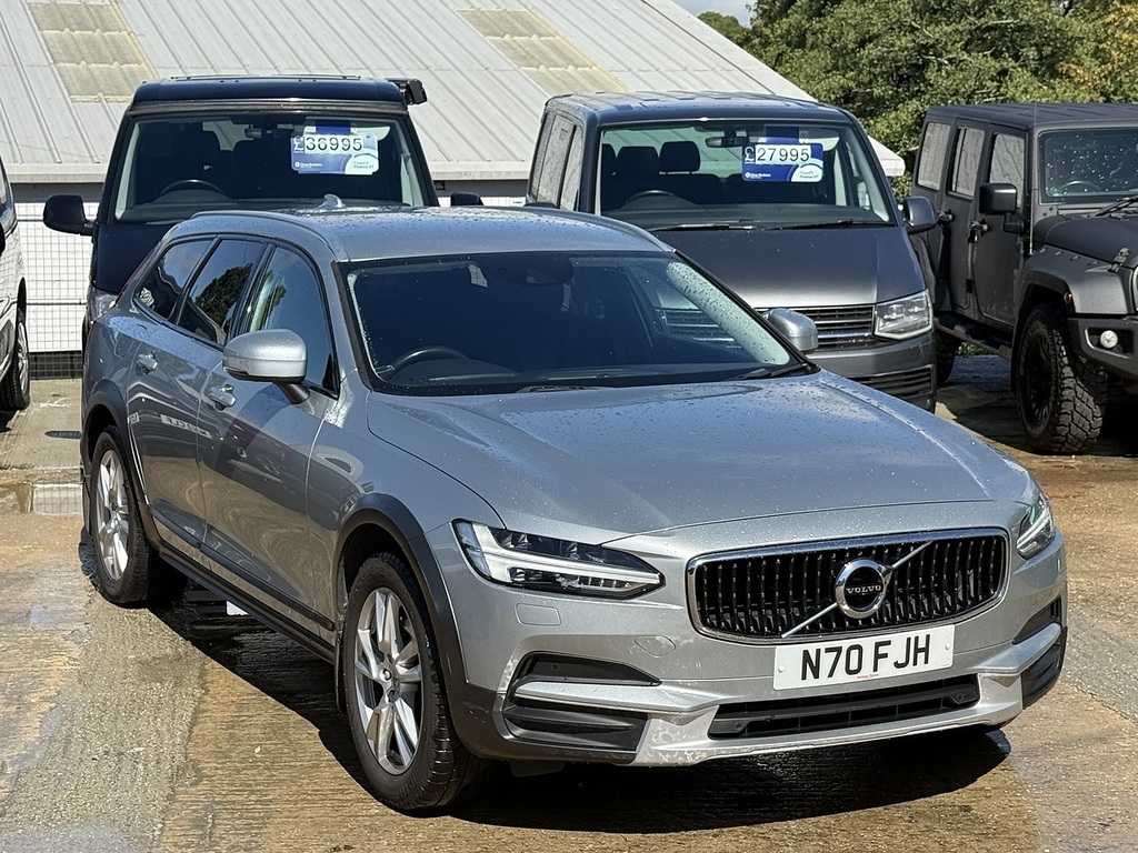 Volvo V90 Cross Country D5 Powerpulse Silver