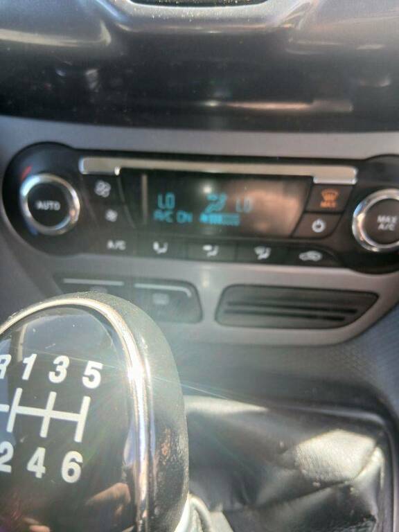 Ford Transit Connect Panel Van 200 Limited Pv 2015 White #10