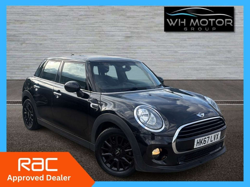 Mini Hatch Cooper Black