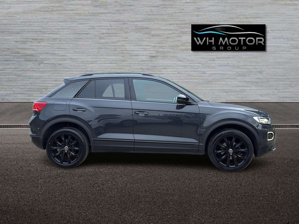 Volkswagen T-Roc Black Edition Black #4