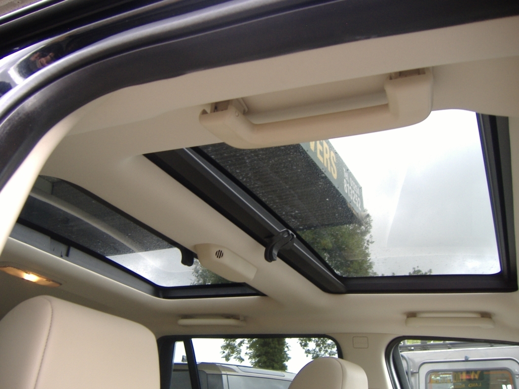 Land Rover Freelander 2 2 Black #13
