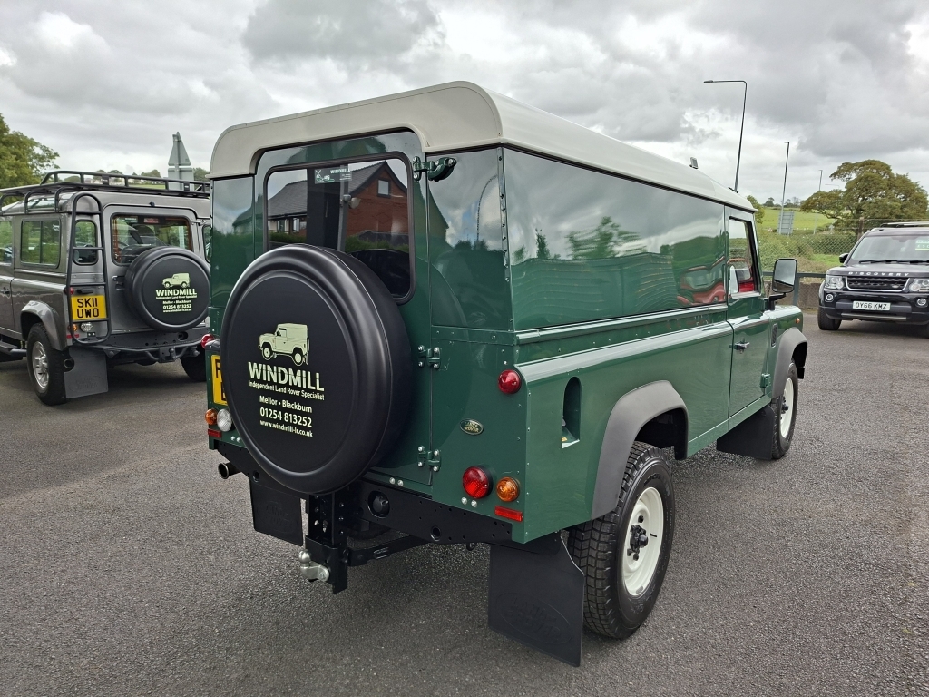 Land Rover Defender 110 110 Td5 Td5 Green #11