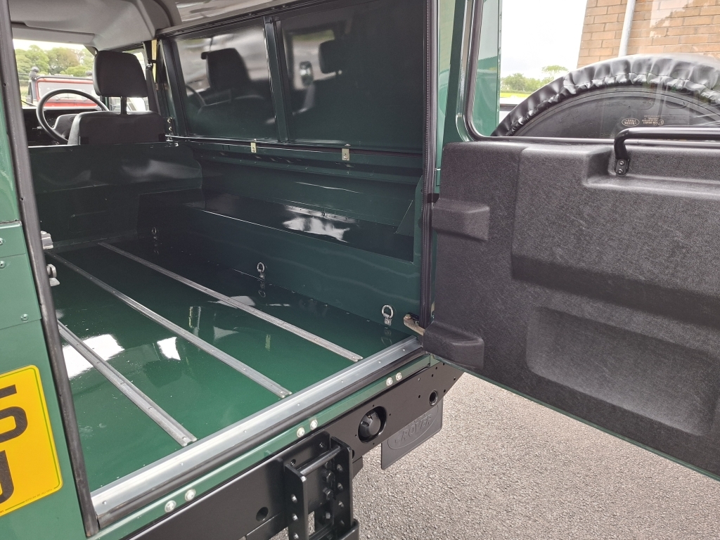 Land Rover Defender 110 110 Td5 Td5 Green #8