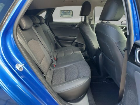 Kia Ceed 1.4T Gdi Isg Blue Edition #9