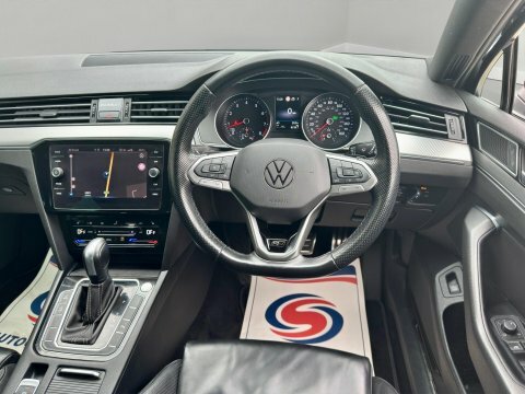 Volkswagen Passat 1.5 Tsi Evo VK23XBB Black #2