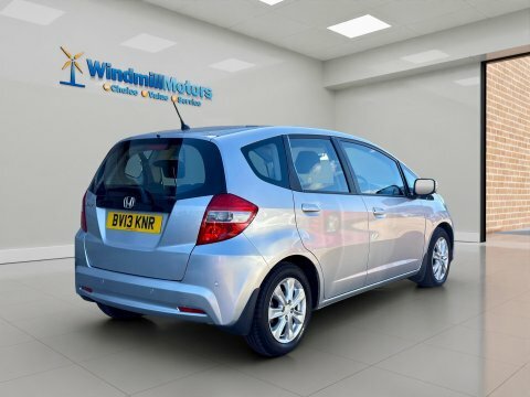 Honda Jazz 1.3H Ima Hs Hatchback White #8