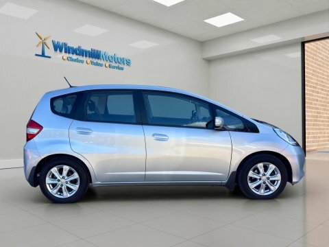 Honda Jazz 1.3H Ima Hs Hatchback White #9