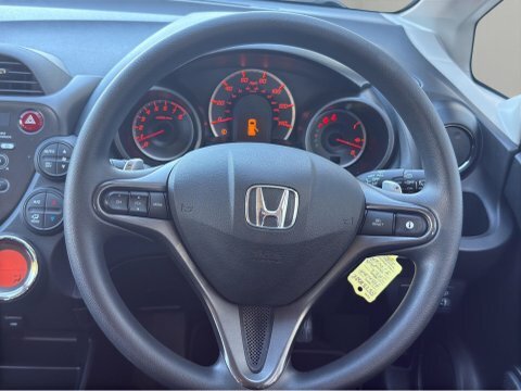 Honda Jazz 1.3H Ima Hs Hatchback White #16