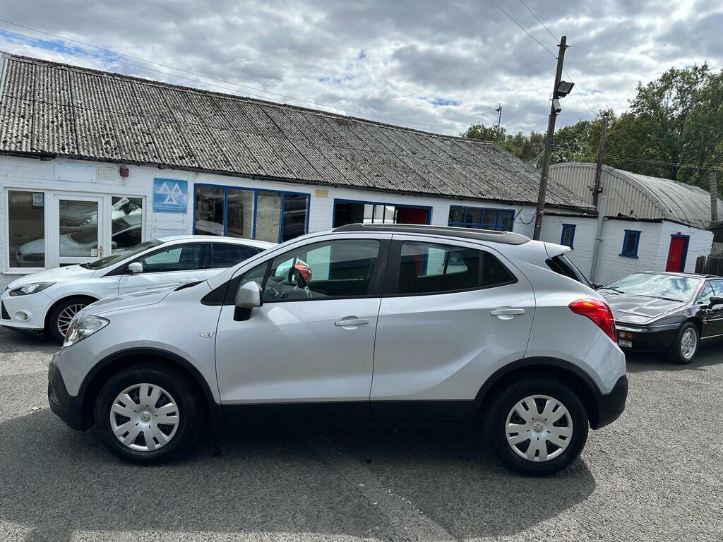 Vauxhall Mokka Hatchback White #4