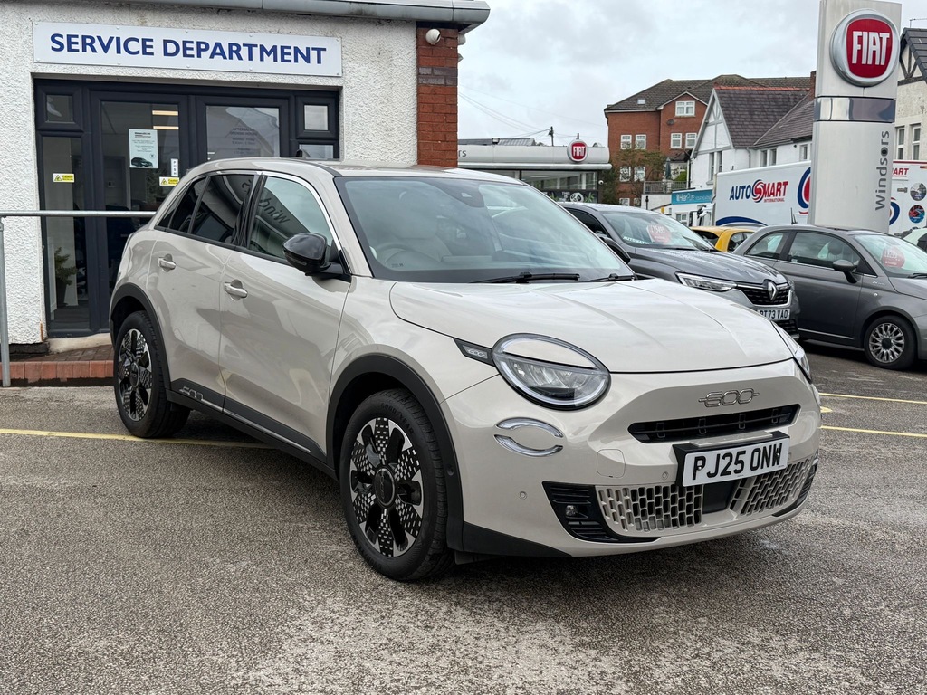 Fiat 600 1.2 Mhev La Prima Suv Hybrid E-dct Euro Beige