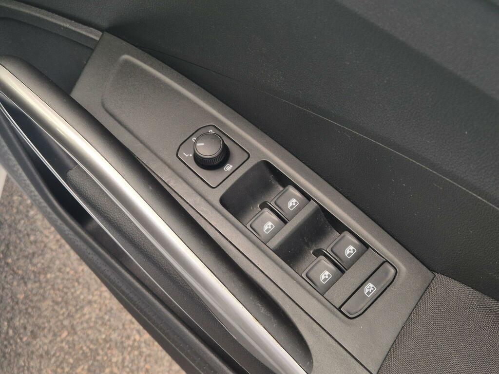 Skoda Fabia Fabia Se L Tsi Grey #46