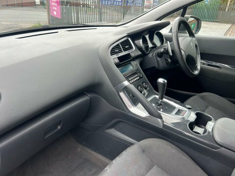 Peugeot 3008 E-hdi Active Grey #10