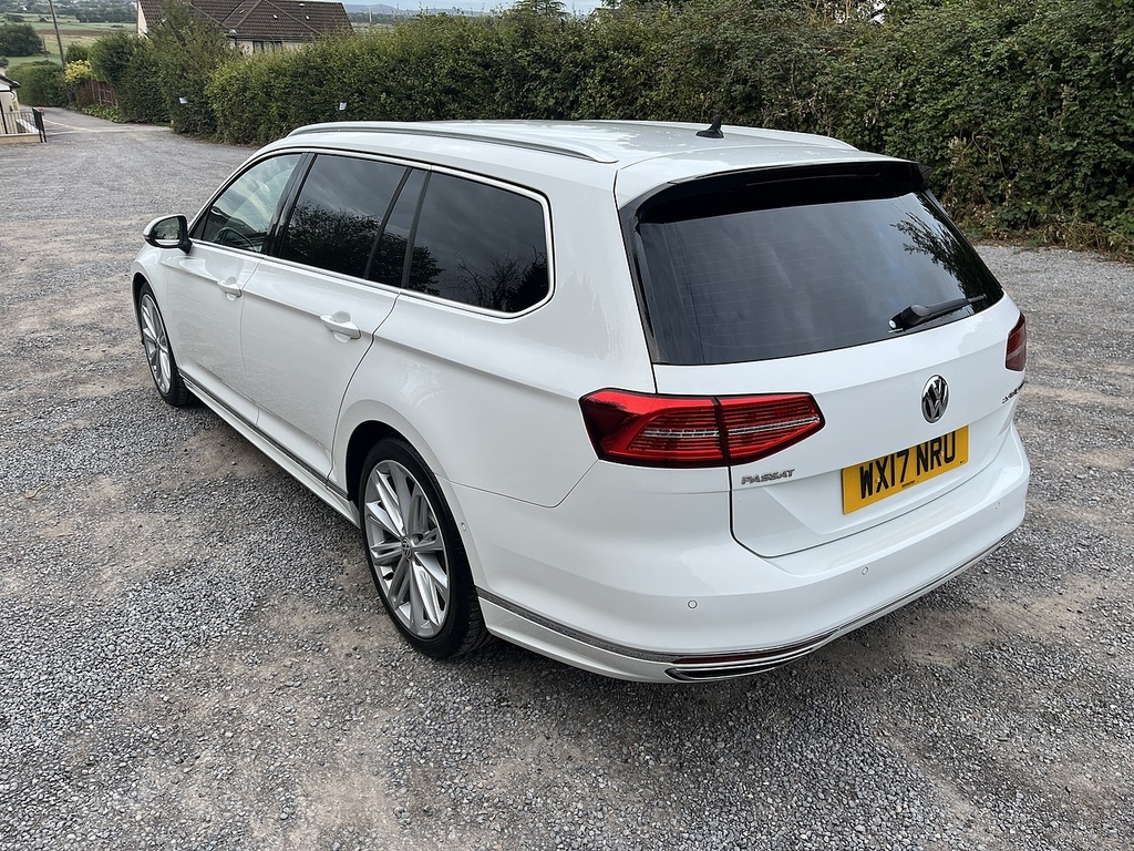 Volkswagen Passat R Line Tsi Dsg White #6