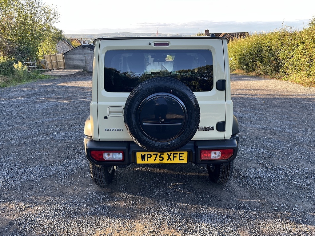 Suzuki Jimny Nomade Sz5 Black #3