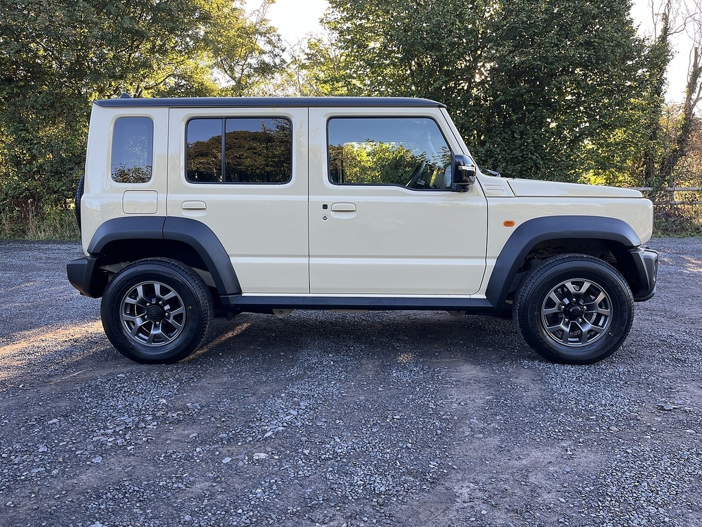 Suzuki Jimny Nomade Sz5 Black #2