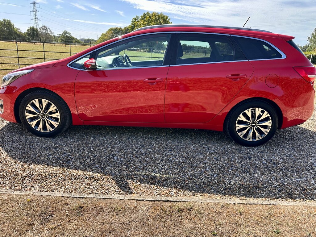Kia Ceed 1.0 T-gdi 3 Sportswagon Euro 6 Red #4
