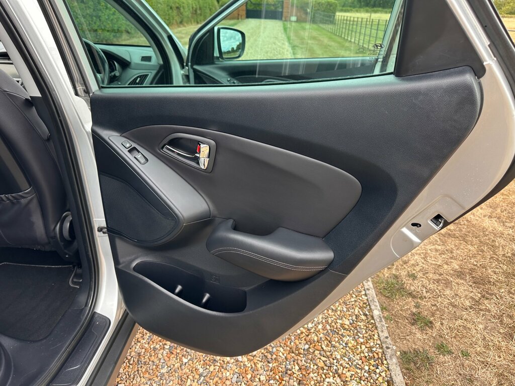 Hyundai Ix35 2.0 Crdi Premium Grey #34