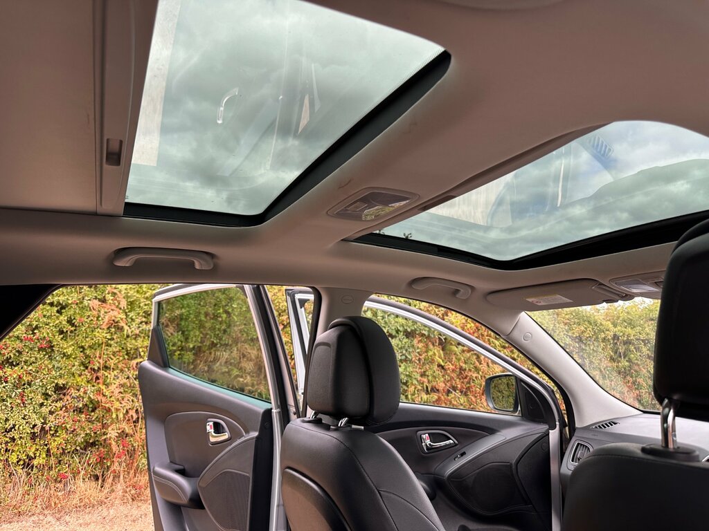 Hyundai Ix35 2.0 Crdi Premium Grey #37