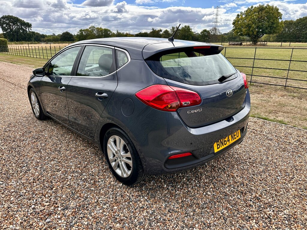 Kia Ceed 1.6 Crdi Ecodynamics 2 Hatchback Blue #4
