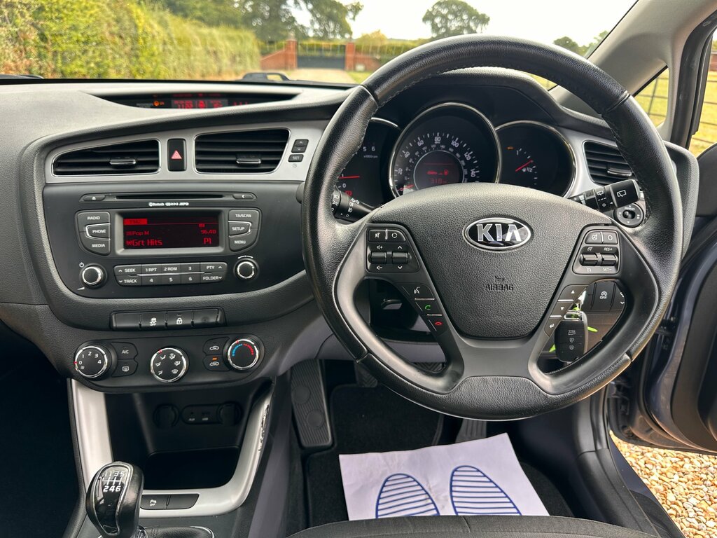 Kia Ceed 1.6 T-gdi Gt Euro 5 Black #22