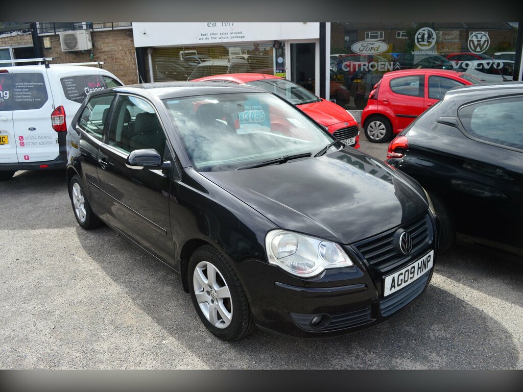 Volkswagen Polo Match 3-Door Black
