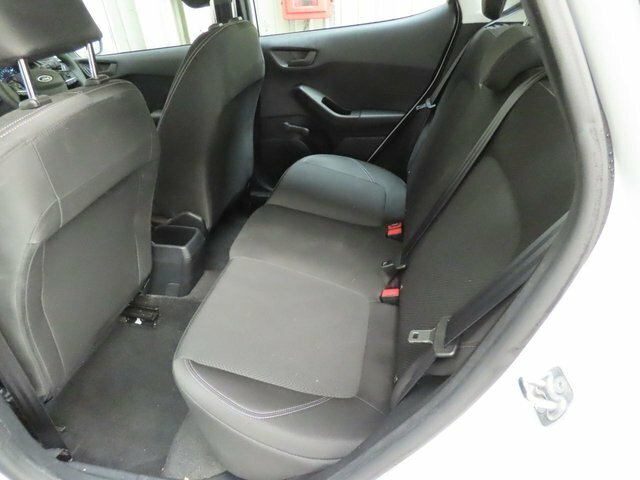 Ford Fiesta 1.0 Ecoboost Titanium Black #10