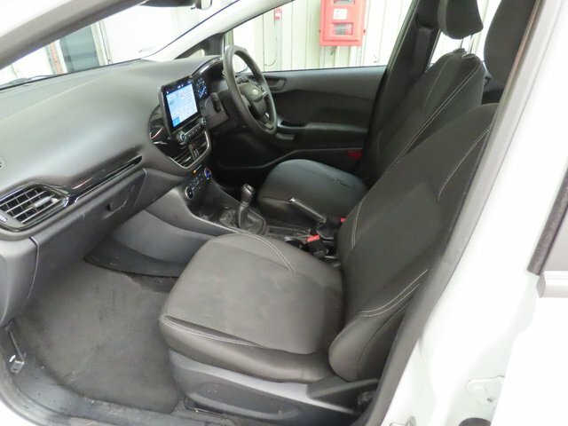 Ford Fiesta 1.0 Ecoboost Titanium Black #9