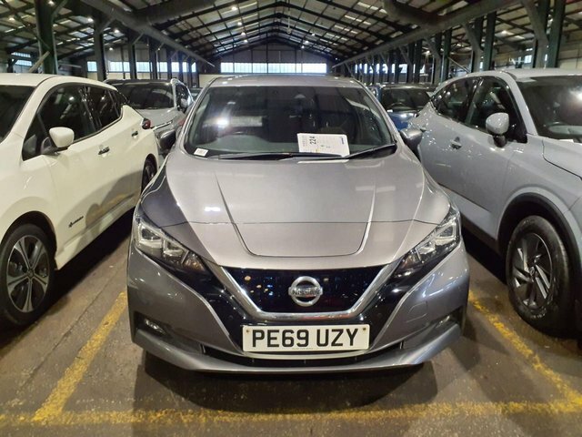 Nissan Leaf 40Kwh Tekna Hatchback 150 Ps Grey #2