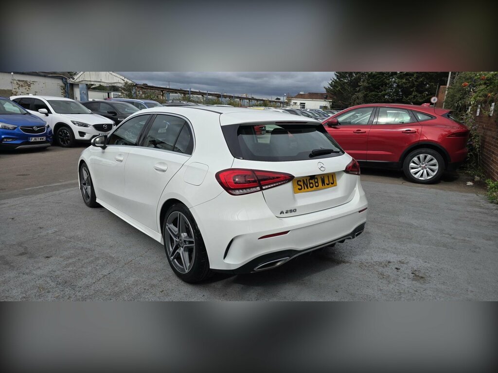 Mercedes-Benz A Class 2.0 A250 Amg Line 7G-dct Euro 6 Ss White #5